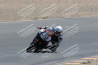 media/Apr-09-2023-SoCal Trackdays (Sun) [[333f347954]]/Turn 10 (115pm)/